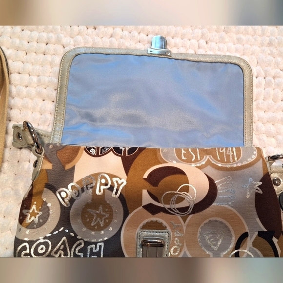Coach Poopy bundles purse and wristlet - Picture 8 of 14